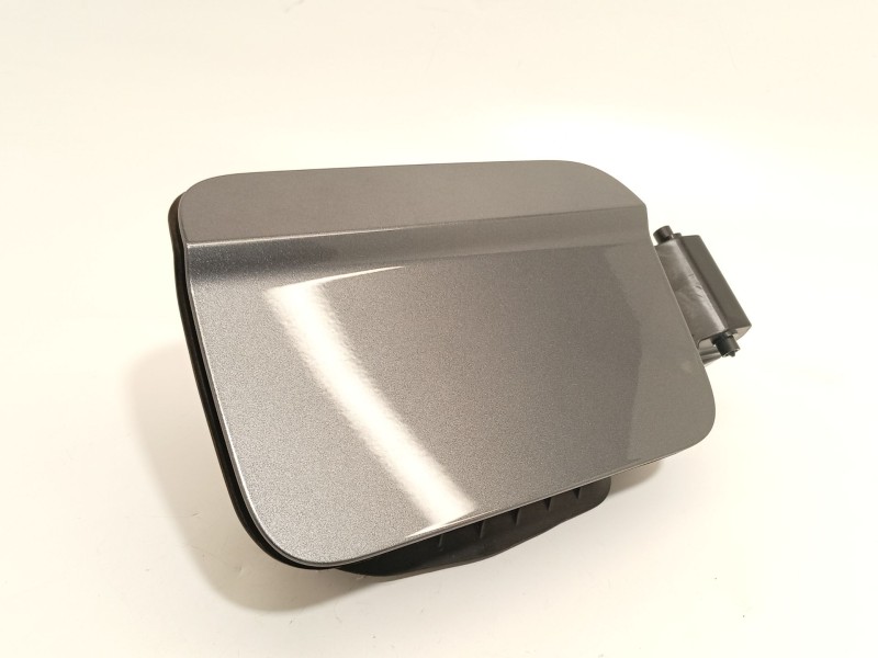 TAPA EXTERIOR COMBUSTIBLE 575809702D 