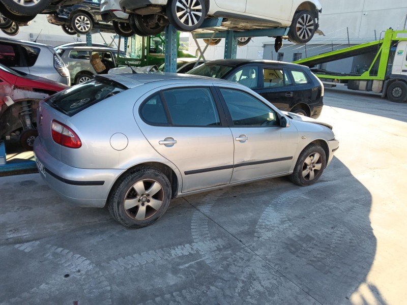 SEAT LEON (1M1)