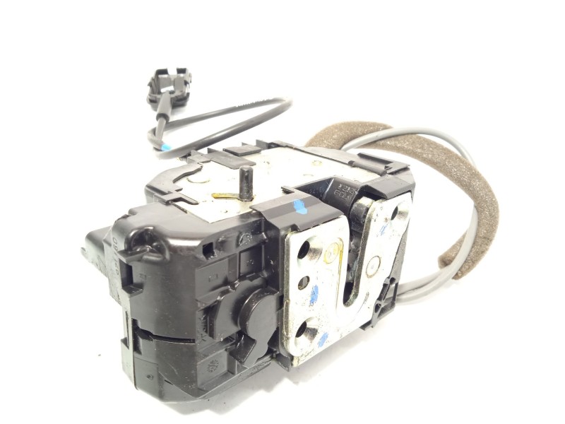 CERRADURA PUERTA TRASERA DERECHA 825009U10D 