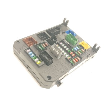 CAJA RELES / FUSIBLES 9665547580 1609295080 