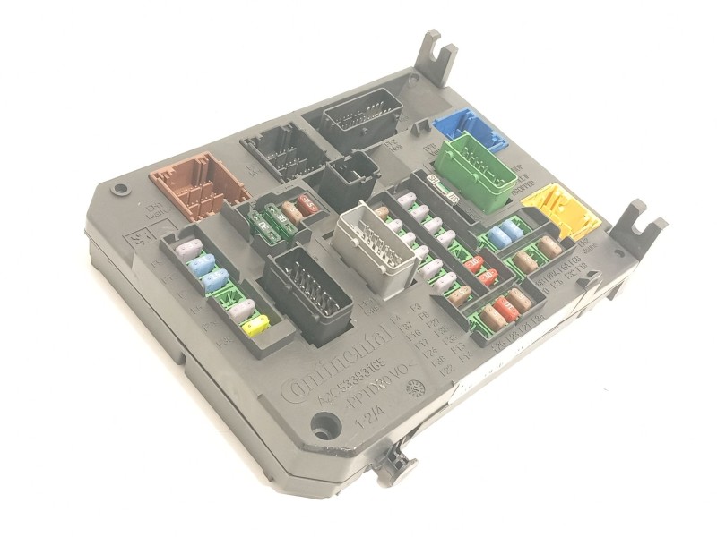 CAJA RELES / FUSIBLES 9665547580 1609295080 
