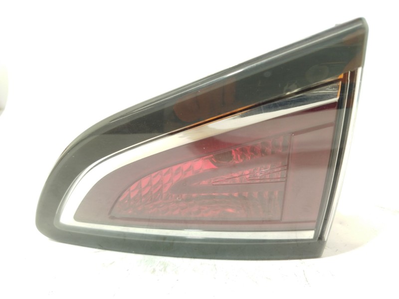 PILOTO TRASERO DERECHO INTERIOR 265507464R 265502369R 