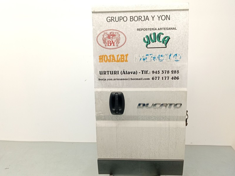 PUERTA TRASERA DERECHA 1362738080 