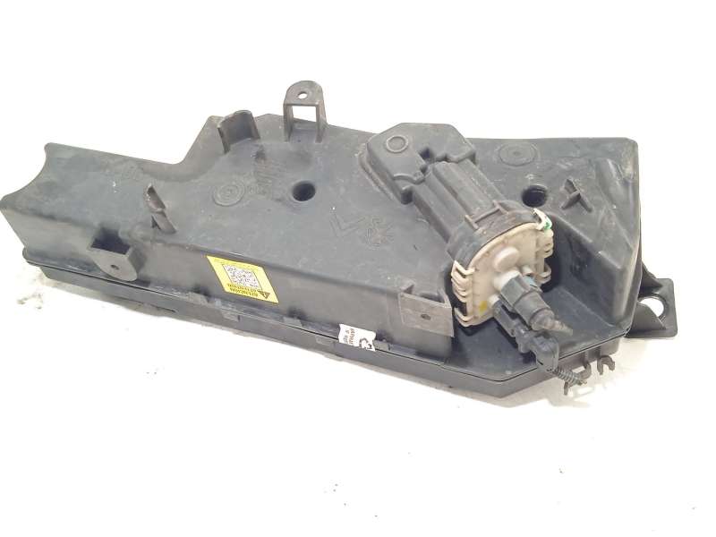 Recambio de deposito aditivo fap adblue para citroën berlingo multispace (b9) 1.6 hdi 75 / bluehdi 75 referencia OEM IAM 9802990 - Blanco 4
