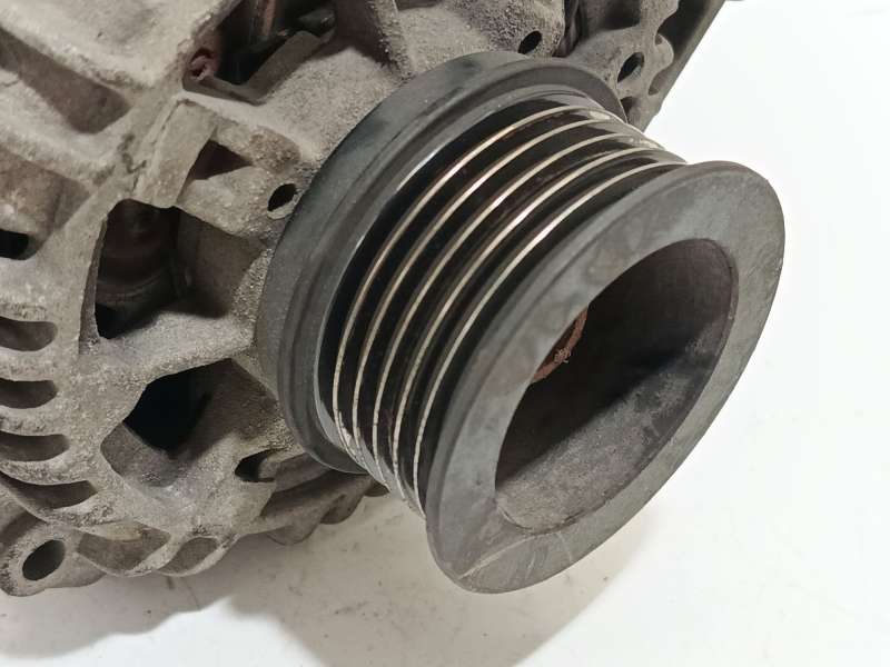 Recambio de alternador para renault master ii furgoneta (fd) 2.8 dti referencia OEM IAM 7700300407 - Blanco 4