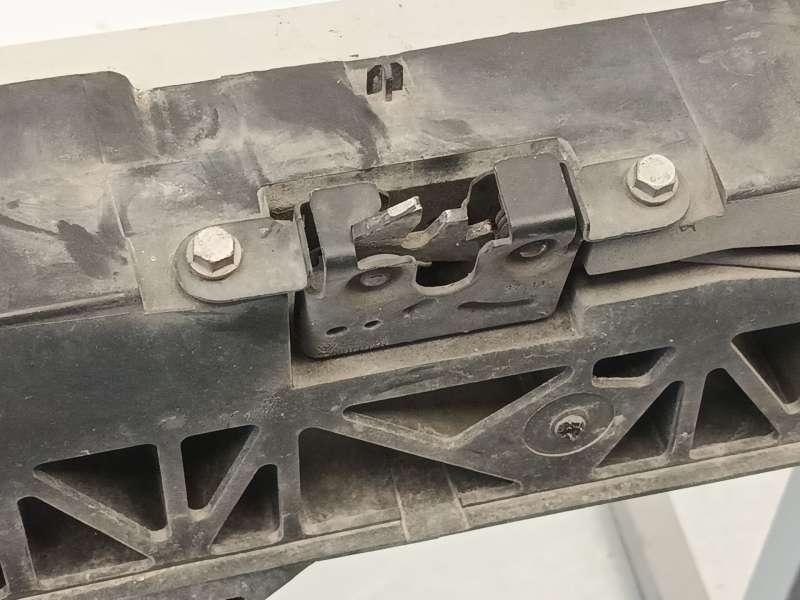Recambio de panel frontal para renault scénic iii (jz0/1_) 1.5 dci referencia OEM IAM 752100007R 3