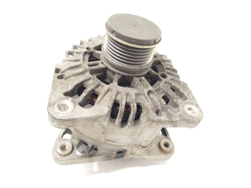 Recambio de alternador para renault scénic iii (jz0/1_) 1.5 dci referencia OEM IAM 231000026R 2606272D TG15C146 2
