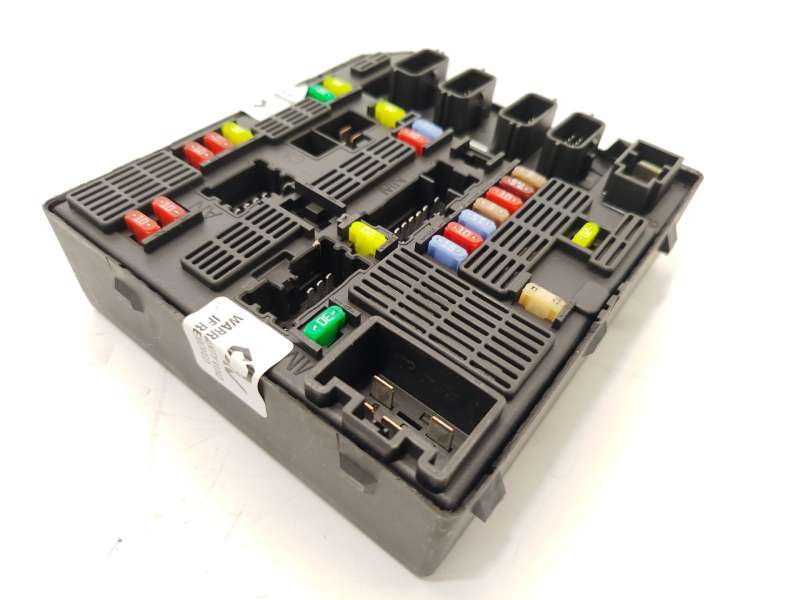 Recambio de caja reles / fusibles para renault scénic iii (jz0/1_) 1.5 dci referencia OEM IAM 284B64544R 2