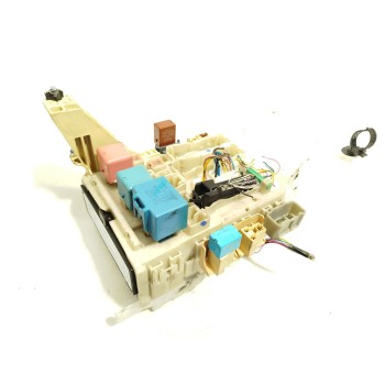 CAJA RELES / FUSIBLES 827300D290 