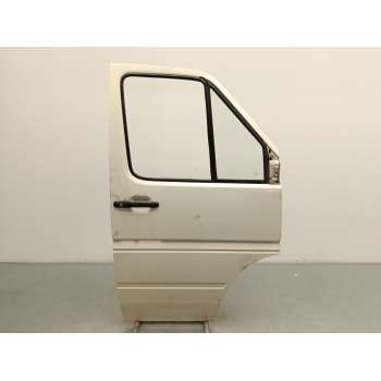 PUERTA DELANTERA DERECHA 2D0831056D 