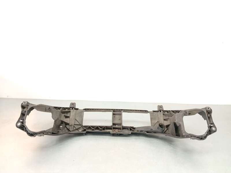 Recambio de panel frontal para opel movano a furgoneta (x70) 2.5 cdti (fd) referencia OEM IAM 9120935 - Blanco 4