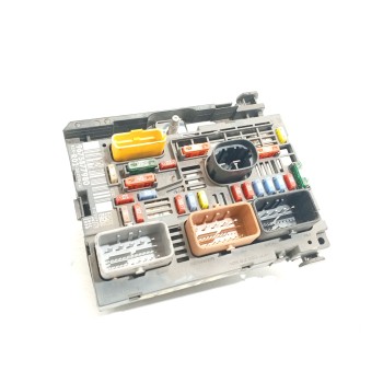 CAJA RELES / FUSIBLES 9675877980 