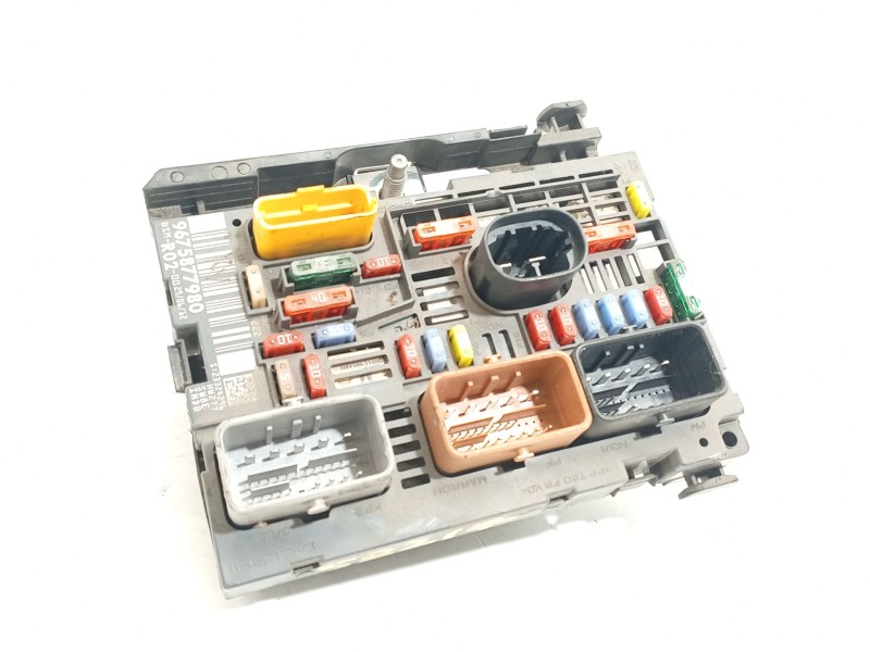 CAJA RELES / FUSIBLES 9675877980 