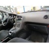 peugeot 5008 (0u_, 0e_) del año 2015