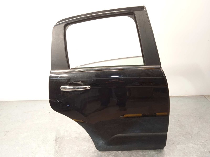 PUERTA TRASERA DERECHA 9004CJ 