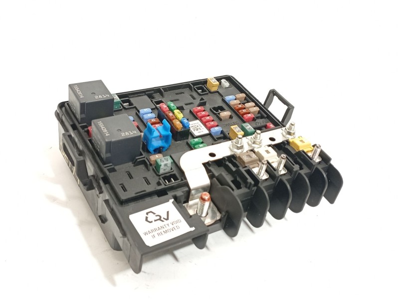 CAJA RELES / FUSIBLES SA3HJ3722500 