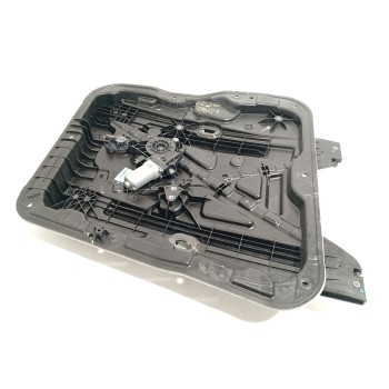 ELEVALUNAS DELANTERO DERECHO SA3F6104209V SA3F3746200E 
