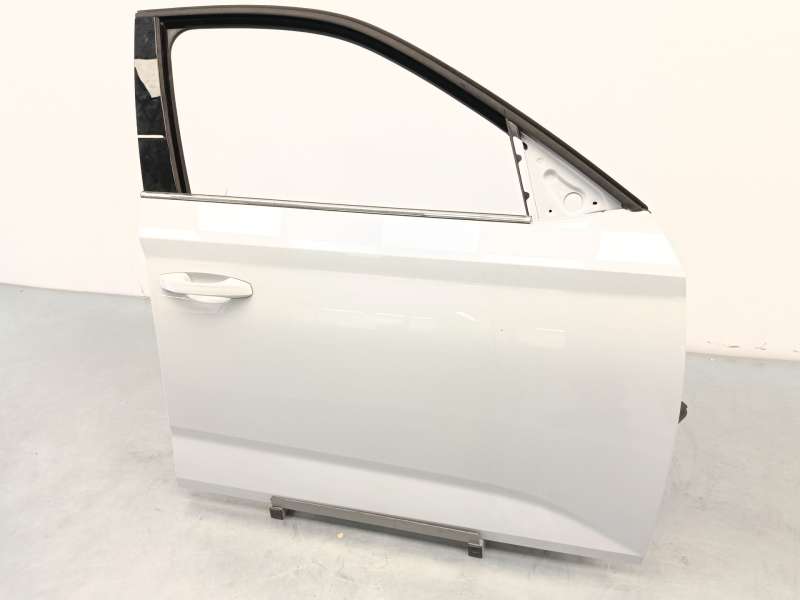 PUERTA DELANTERA DERECHA 658831052B 