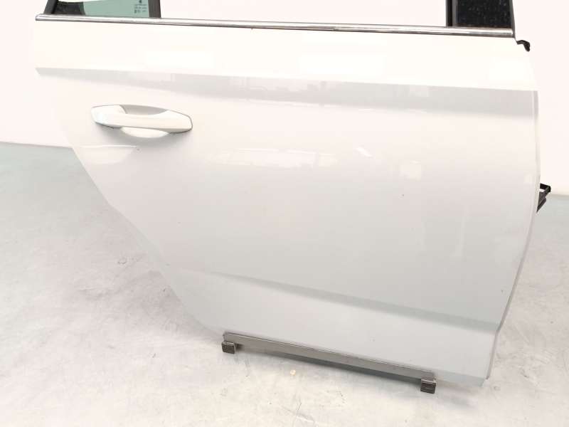 Recambio de puerta trasera derecha para skoda kamiq (nw4) 1.0 tsi referencia OEM IAM 658833052B - Blanco 3