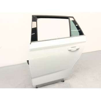 PUERTA TRASERA IZQUIERDA 658833051B 