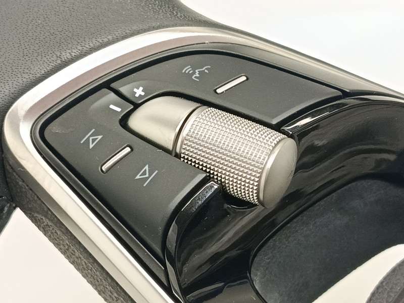 Recambio de volante para skoda kamiq (nw4) 1.0 tsi referencia OEM IAM 5E3419093DAKKI - Blanco 3
