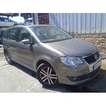 VOLKSWAGEN TOURAN (1T2)
