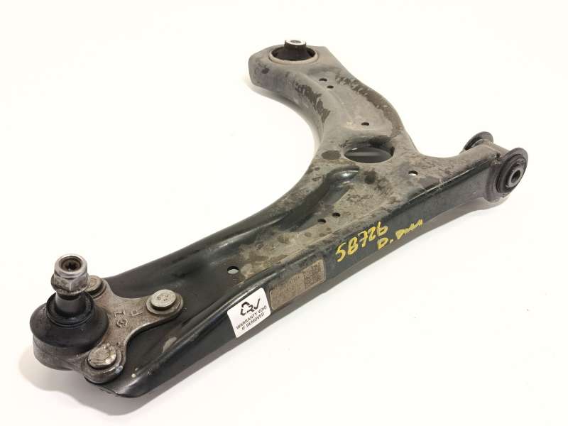 BRAZO SUSPENSION INFERIOR DELANTERO DERECHO 2Q0407152D 