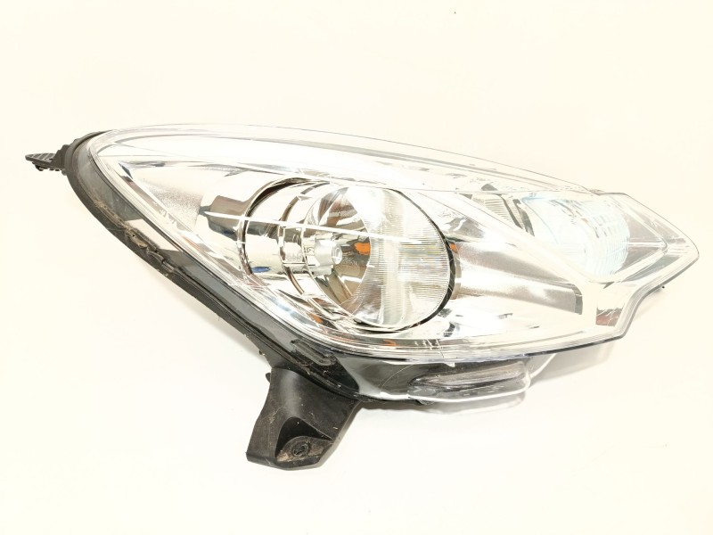 FARO DERECHO 1606930080 1EJ35467402