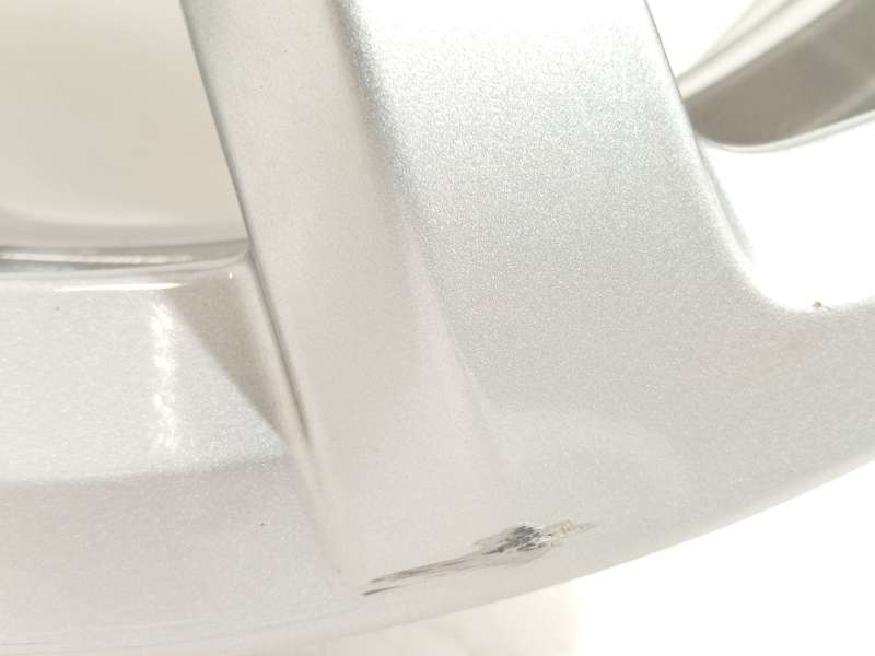 Recambio de llanta para skoda kamiq (nw4) 1.0 tsi referencia OEM IAM 657601025AJ - Blanco 4