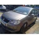 VOLKSWAGEN TOURAN (1T2)