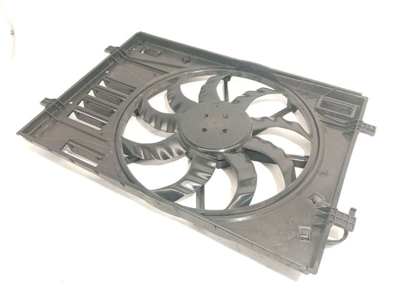 Recambio de electroventilador para skoda fabia iv (pj3) 1.5 tsi referencia OEM IAM 2Q0121203N 2Q0121207J - Plata 2