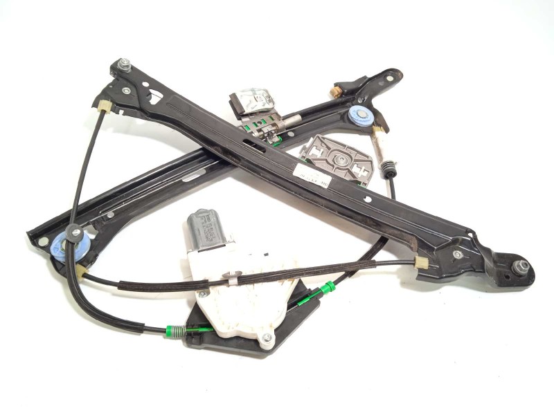 ELEVALUNAS DELANTERO DERECHO 8T8827462 8T0959802B