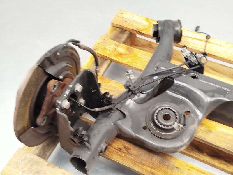 Recambio de puente trasero para nissan juke (f16_) 1.0 referencia OEM IAM 4300000Q0F - Blanco 5