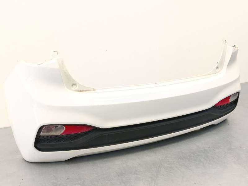 PARAGOLPES TRASERO 86610C8AE0 