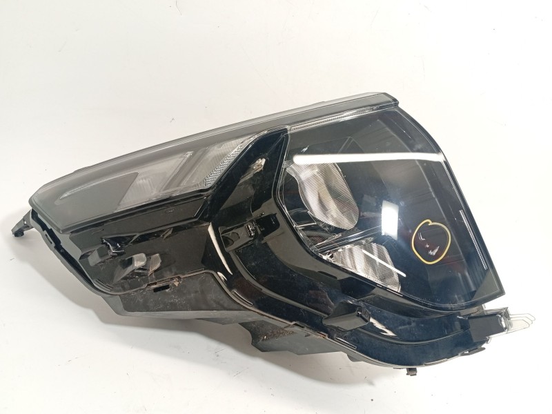 FARO DERECHO R2X613E014AF 2833282 