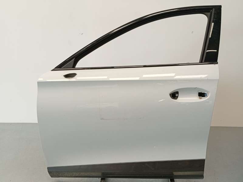 PUERTA DELANTERA IZQUIERDA 5FF831051A 