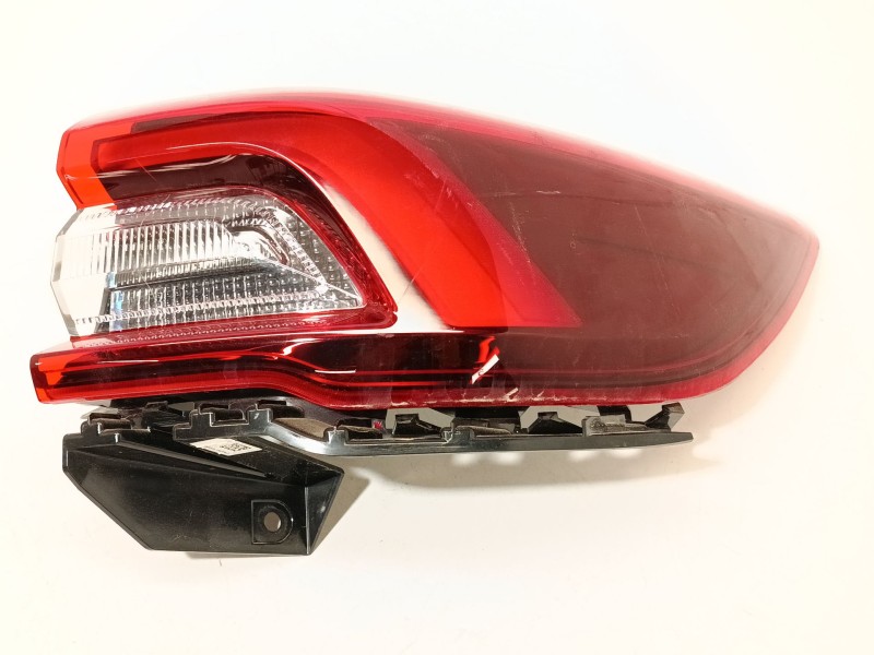 PILOTO TRASERO DERECHO PV4B13404AC 2816863 PV4B13404AE