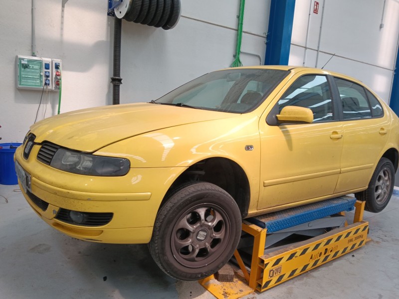 SEAT LEON (1M1)