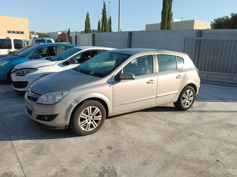 OPEL ASTRA H (A04)