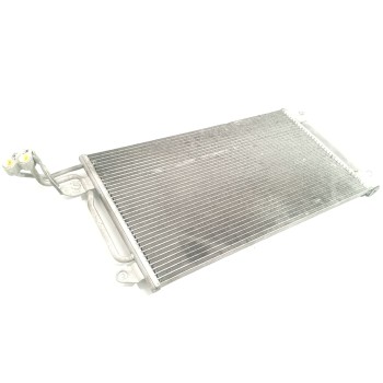 CONDENSADOR / RADIADOR AIRE ACONDICIONADO 6R0820411D 