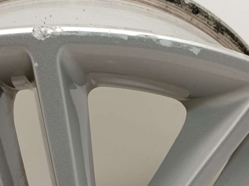 Recambio de llanta para kia carens iv 1.7 crdi referencia OEM IAM 52910A4750 - Blanco 4
