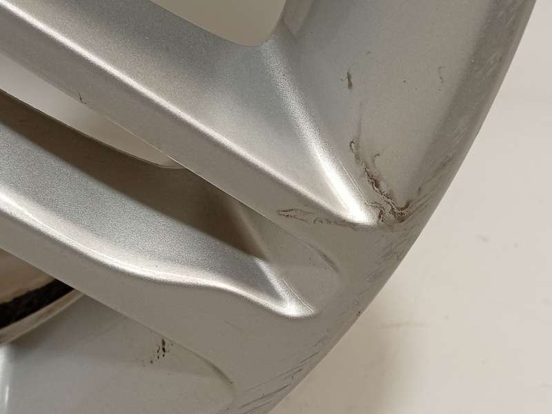 Recambio de llanta para kia carens iv 1.7 crdi referencia OEM IAM 52910A4750 - Blanco 5
