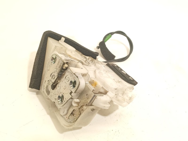 CERRADURA PUERTA TRASERA IZQUIERDA 61035FG030 