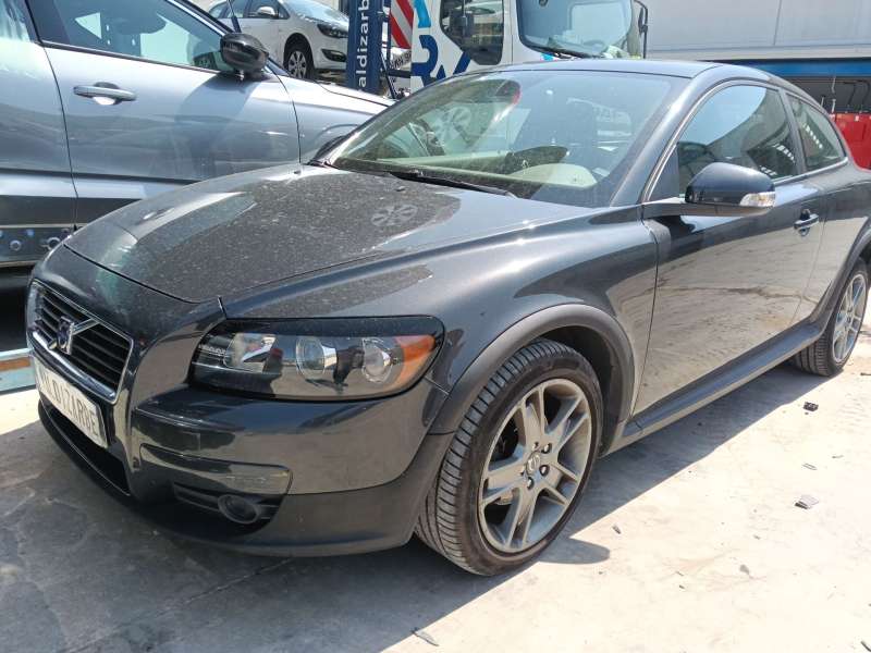 VOLVO C30 (533)