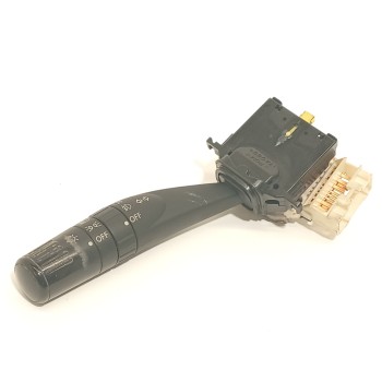MANDO LUCES 83115AG151 