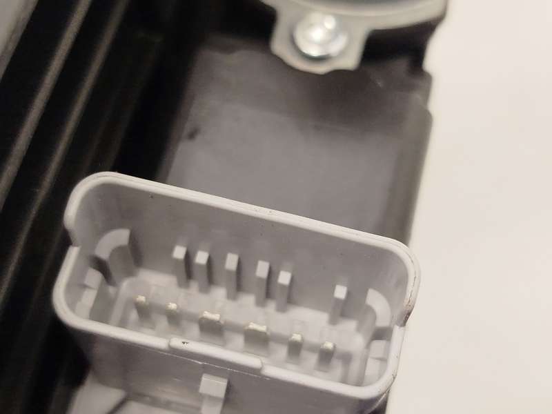 Recambio de elevalunas trasero izquierdo para peugeot 2008 ii (ud_, us_, uy_, uj_, ur_, uc_) 1.5 bluehdi 130 referencia OEM IAM - Blanco 7