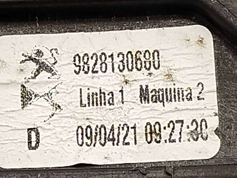 Recambio de elevalunas delantero derecho para peugeot 2008 ii (ud_, us_, uy_, uj_, ur_, uc_) 1.5 bluehdi 130 referencia OEM IAM - Blanco 4