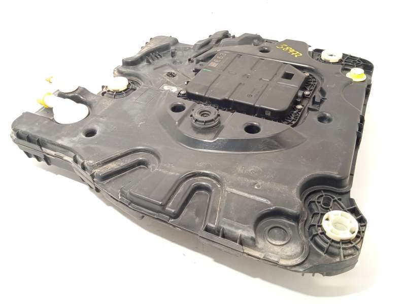 Recambio de deposito aditivo fap adblue para peugeot 2008 ii (ud_, us_, uy_, uj_, ur_, uc_) 1.5 bluehdi 130 referencia OEM IAM 9 - Blanco