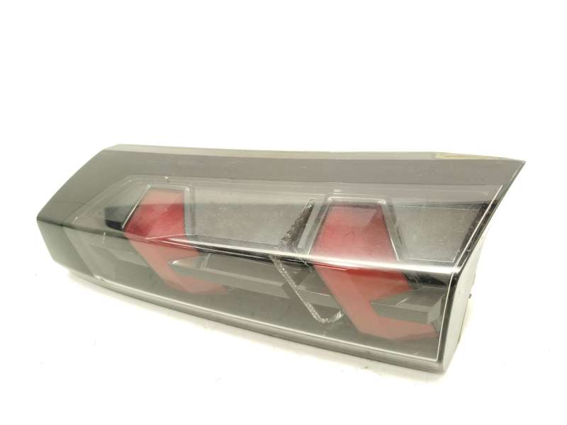 Recambio de piloto trasero derecho interior para peugeot 2008 ii (ud_, us_, uy_, uj_, ur_, uc_) 1.5 bluehdi 130 referencia OEM I - Blanco