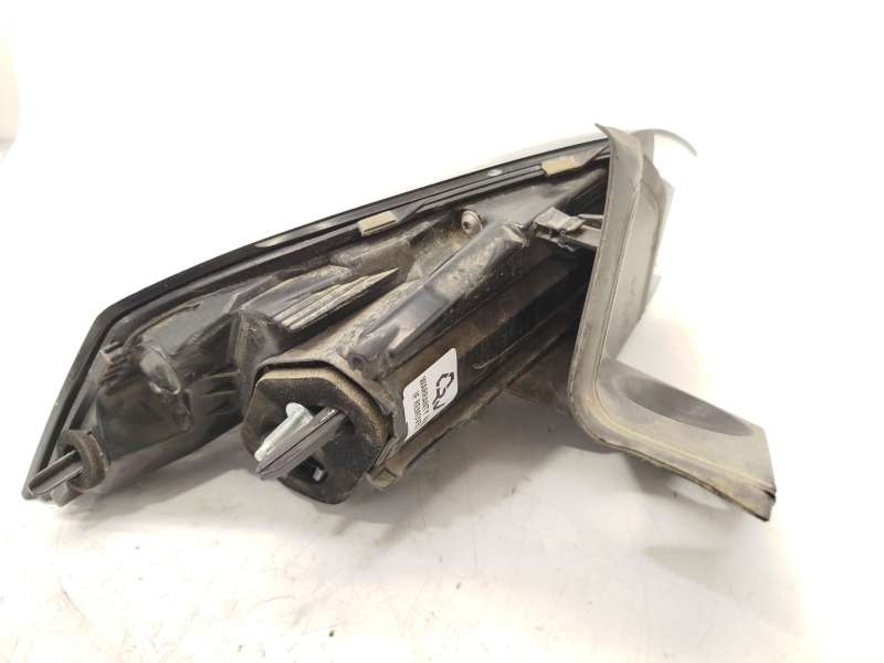 Recambio de piloto trasero derecho para peugeot 2008 ii (ud_, us_, uy_, uj_, ur_, uc_) 1.5 bluehdi 130 referencia OEM IAM 983819 - Blanco 3